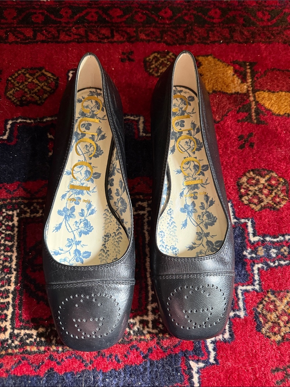 Gucci Black Leather GG Square-Toe Ballet Flats with Blue Floral Insole Sz 37.5